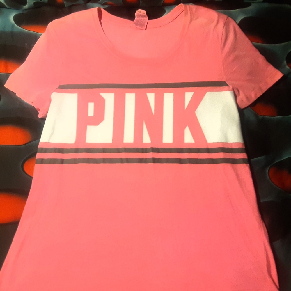 Victoria's Secret pink short-sleeve shirt large